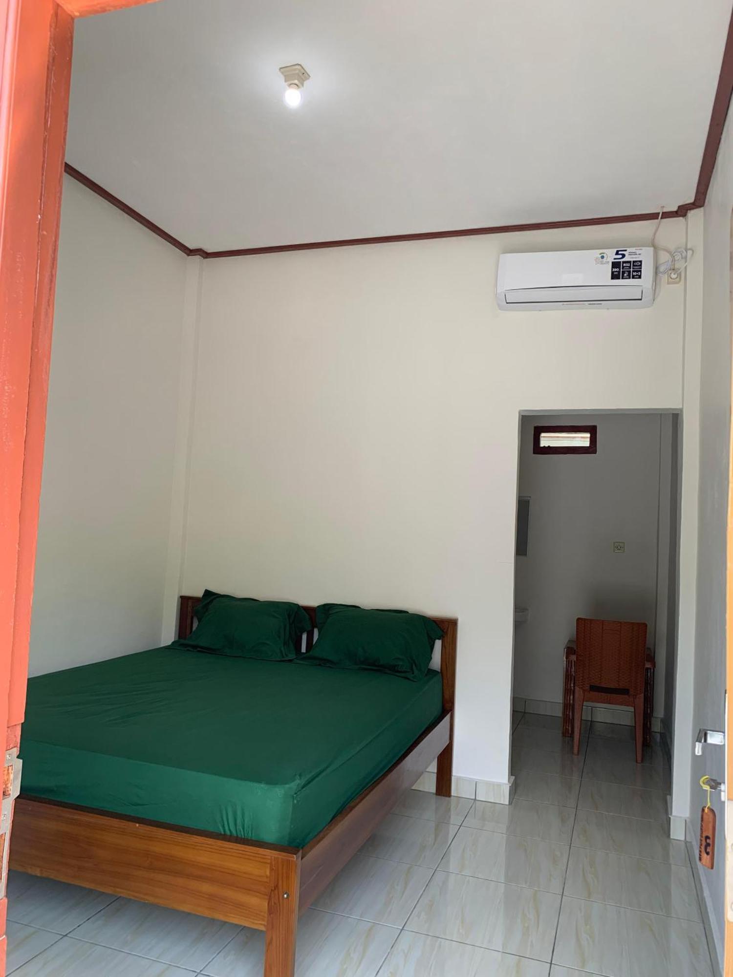 Bertus Guesthouse Labuan Bajo Zewnętrze zdjęcie